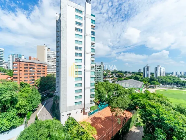 Apartamento 3 quartos e 4 banheiros, para alugar, no bairro Três Figueiras em Porto Alegre