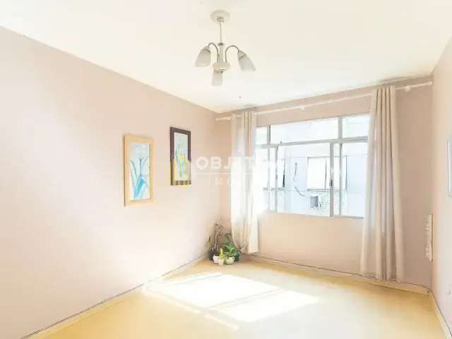 Apartamento 2 quartos e 1 banheiro, para alugar, no bairro Menino Deus em Porto Alegre