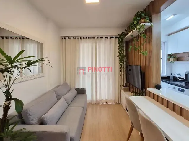 Apartamento 2 quartos e 1 banheiro, à venda, no bairro Dos Casa em São Bernardo do Campo