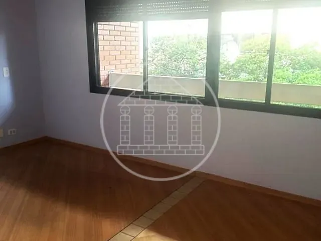 Apartamento com 110m² 2 quartos e 2 banheiros, para alugar, no bairro Cerqueira César em São Paulo