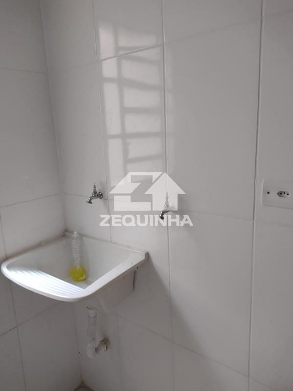 Apartamento para alugar com 2 quartos, 45m² - Foto 14