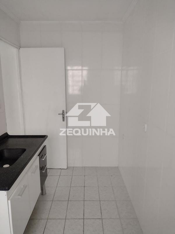 Apartamento para alugar com 2 quartos, 45m² - Foto 17