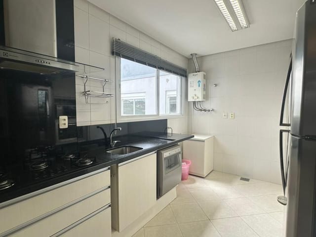 Apartamento 3 quartos e 1 banheiro, à venda, no bairro Sanvitto em Caxias do Sul