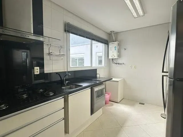 Apartamento 3 quartos e 1 banheiro, à venda, no bairro Sanvitto em Caxias do Sul