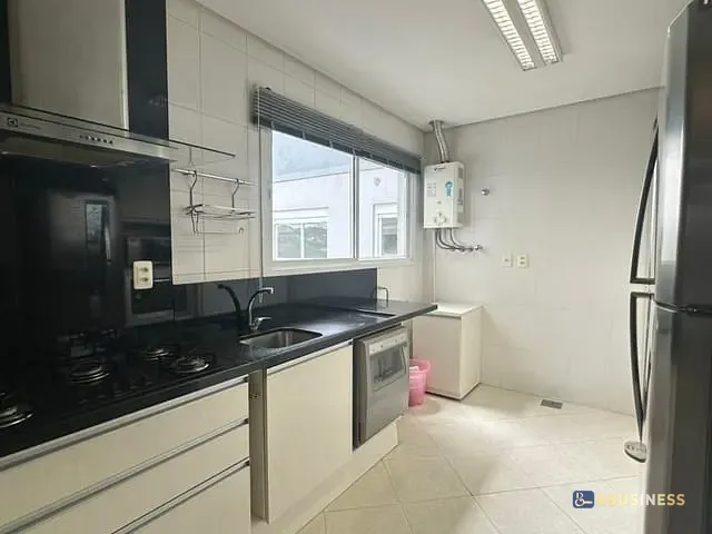 Apartamento 3 quartos e 1 banheiro, à venda, no bairro Sanvitto em Caxias do Sul