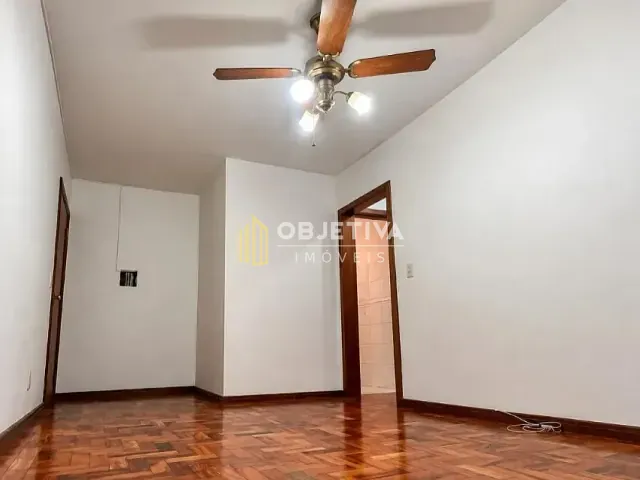 Apartamento 1 quarto e 1 banheiro, para alugar, no bairro Cidade Baixa em Porto Alegre