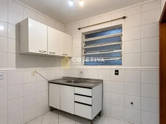 Apartamento 1 quarto e 1 banheiro, para alugar, no bairro Cidade Baixa em Porto Alegre
