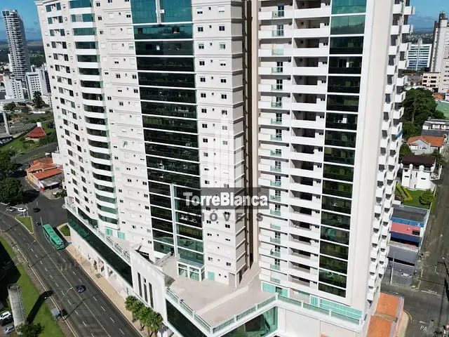Apartamento com 180m² 3 quartos e 2 banheiros, para alugar, no bairro Centro em Ponta Grossa