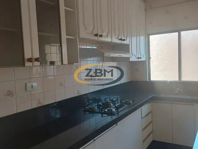 Apartamento com 90m² 2 quartos e 1 banheiro, para alugar, no bairro Centro em Londrina