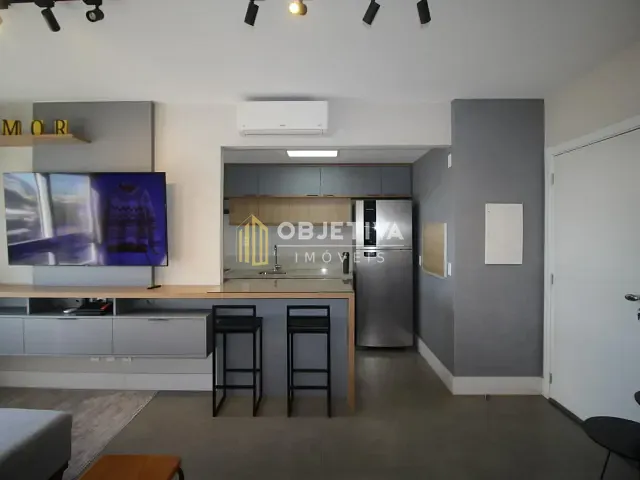 Apartamento 2 quartos e 2 banheiros, para alugar, no bairro Navegantes em Porto Alegre