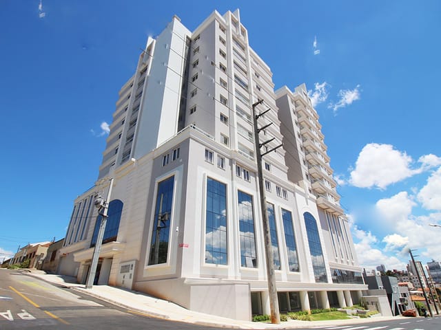 Apartamento com 262m² 3 quartos e 2 banheiros, à venda, no bairro Uvaranas em Ponta Grossa