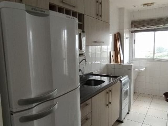 Apartamento com 81m² 2 quartos e 1 banheiro, para alugar, no bairro Aurora em Londrina