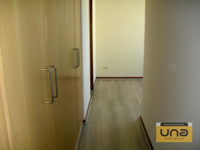 Apartamento 3 quartos e 2 banheiros, à venda, no bairro CRISTO REI em Curitiba
