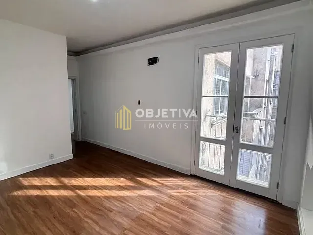Apartamento 3 quartos e 3 banheiros, à venda, no bairro Centro Histórico em Porto Alegre