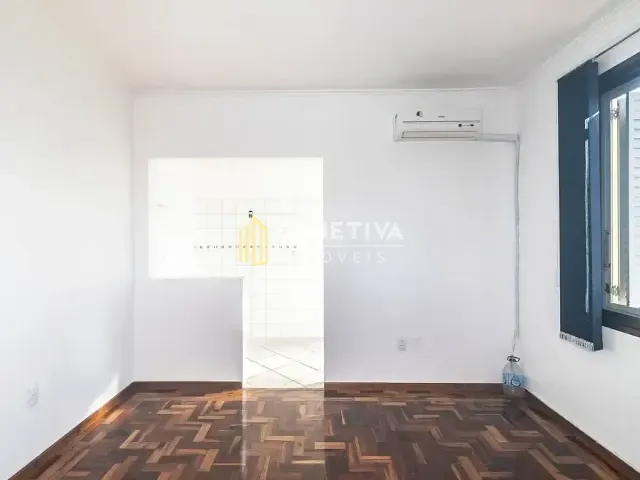 Apartamento 1 quarto e 1 banheiro, para alugar, no bairro Floresta em Porto Alegre