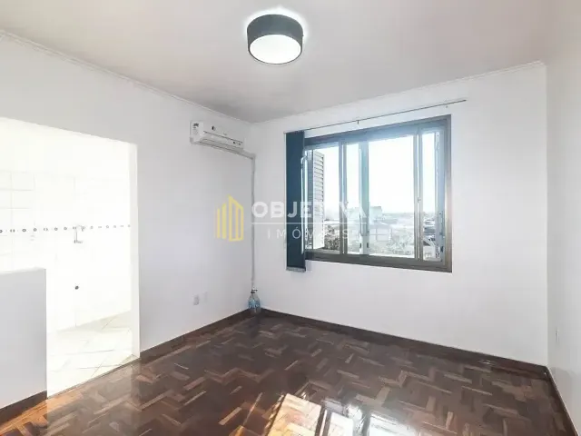 Apartamento 1 quarto e 1 banheiro, para alugar, no bairro Floresta em Porto Alegre