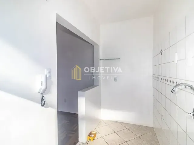 Apartamento 1 quarto e 1 banheiro, para alugar, no bairro Floresta em Porto Alegre
