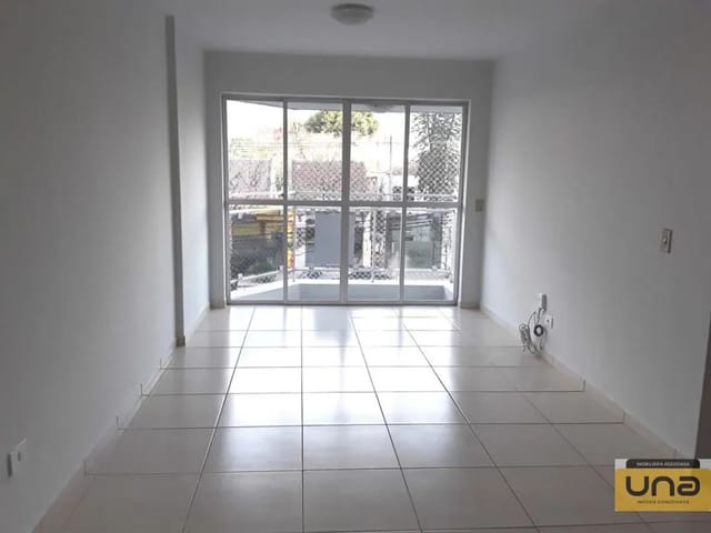 Apartamento 3 quartos e 2 banheiros, à venda, no bairro REBOUÇAS em Curitiba