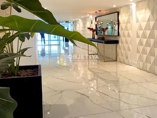 Apartamento com 330m² 4 quartos e 5 banheiros, à venda, no bairro Santa Tereza em Porto Alegre