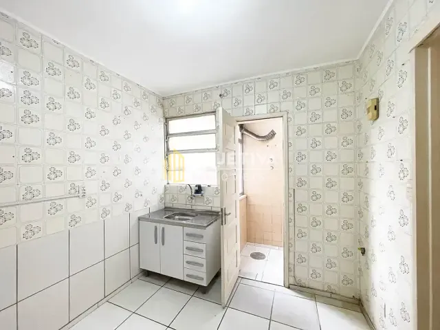 Apartamento 1 quarto e 1 banheiro, para alugar, no bairro Centro Histórico em Porto Alegre