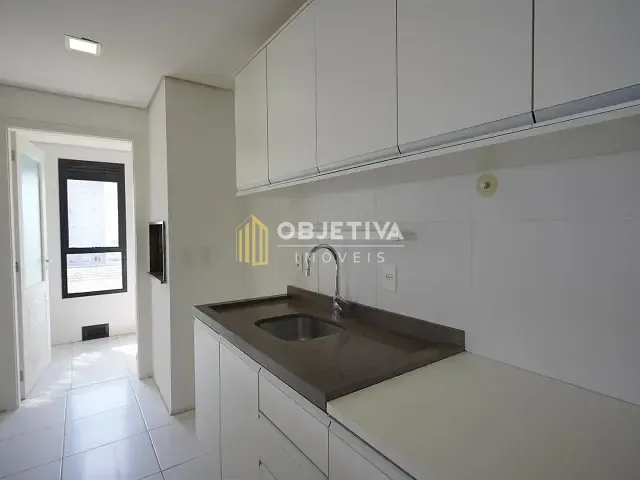 Apartamento 2 quartos e 2 banheiros, para alugar, no bairro Cristo Redentor em Porto Alegre