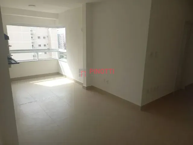 Apartamento 3 quartos e 3 banheiros, à venda, no bairro Vila Guiomar em Santo André