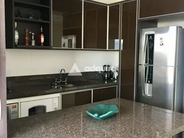 Apartamento com 120m² 2 quartos e 2 banheiros, à venda, no bairro Centro em Ponta Grossa