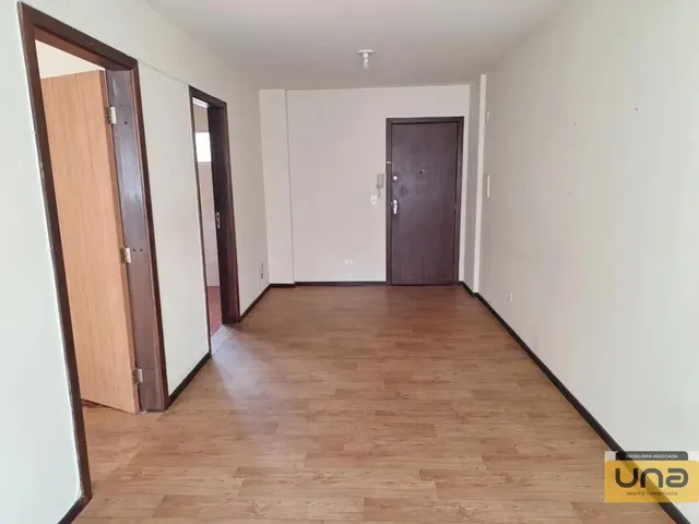 Apartamento 1 quarto e 1 banheiro, à venda, no bairro CENTRO em Curitiba