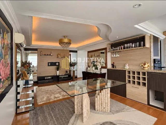 Apartamento com 130m² 3 quartos e 1 banheiro, à venda, no bairro Vila Ipiranga em Porto Alegre