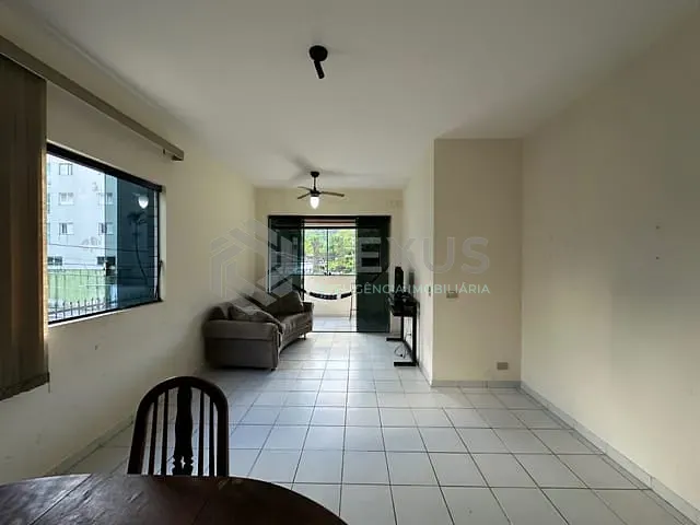 Apartamento 3 quartos e 2 banheiros, à venda, no bairro Enseada em Guarujá