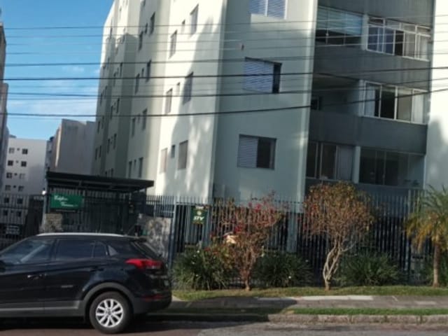Apartamento 2 quartos e 1 banheiro, à venda, no bairro AGUA VERDE em Curitiba