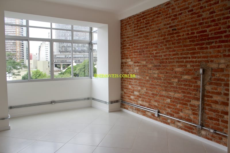 Apartamento, 1 quarto, 3055 m² - Foto 1