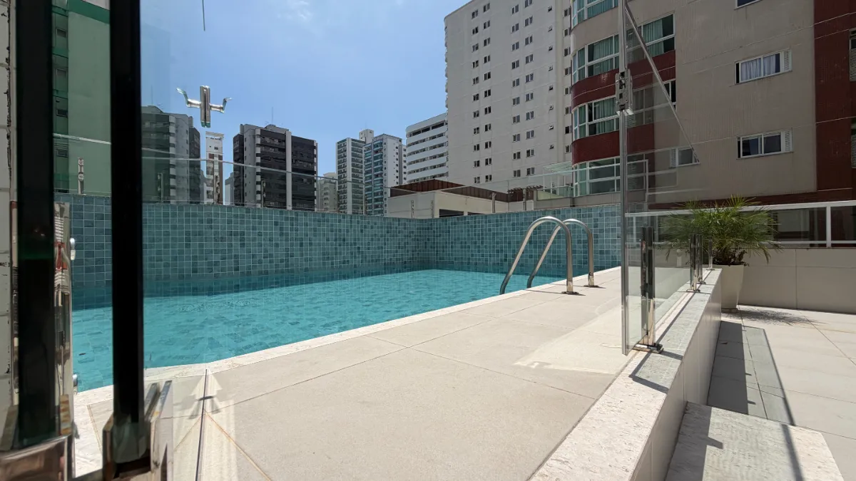 Apartamento para venda em Centro com 3 quartos, sendo 1 suíte, 115m²