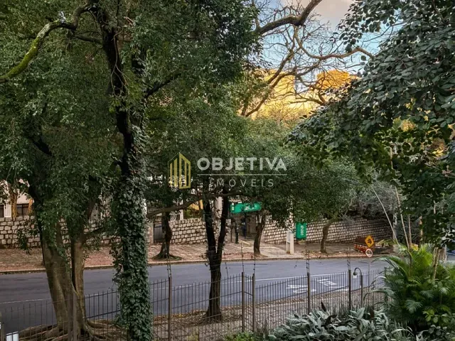 Apartamento com 213m² 3 quartos e 2 banheiros, à venda, no bairro Bela Vista em Porto Alegre