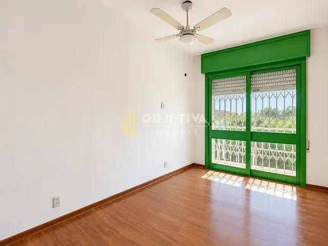 Apartamento 2 quartos e 1 banheiro, para alugar, no bairro Passo da Areia em Porto Alegre
