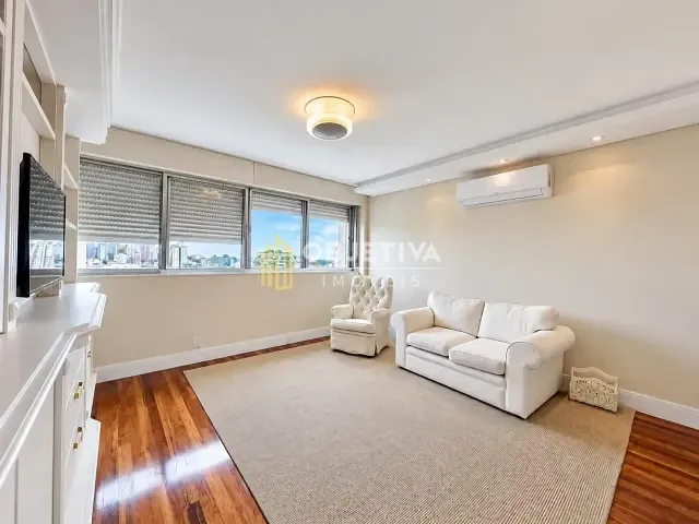 Apartamento 3 quartos e 2 banheiros, para alugar, no bairro Auxiliadora em Porto Alegre