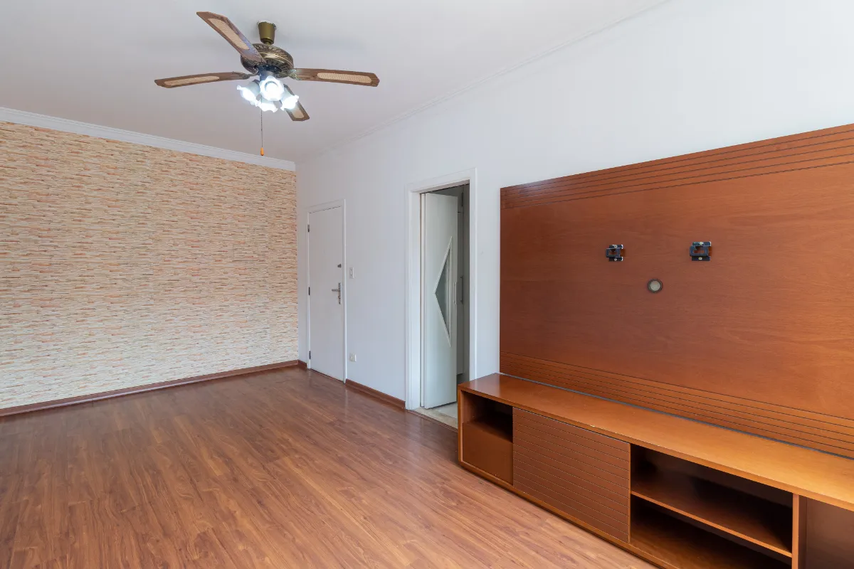 Apartamento para venda em Moema com 2 quartos, 68m²