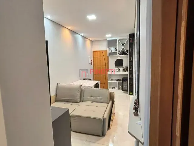 Apartamento 2 quartos e 1 banheiro, à venda, no bairro Jardim Las Vegas em Santo André