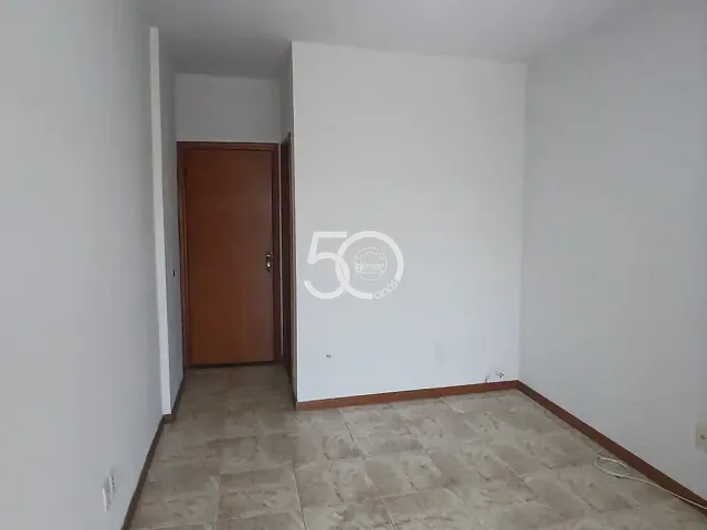 Apartamento 2 quartos e 1 banheiro, para alugar, no bairro Braz de Pina em Rio de Janeiro