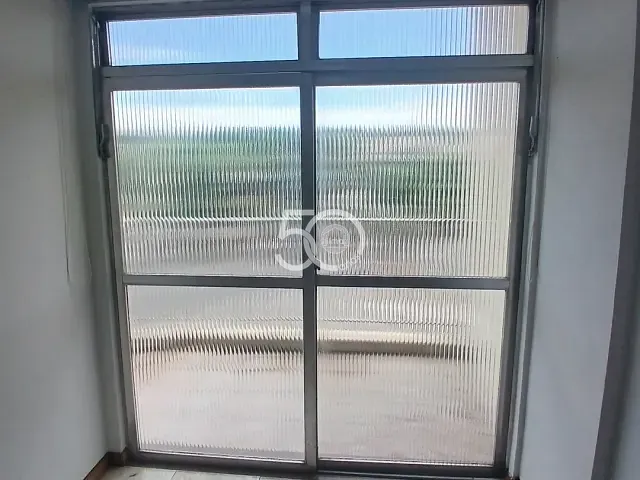 Apartamento 2 quartos e 1 banheiro, para alugar, no bairro Braz de Pina em Rio de Janeiro