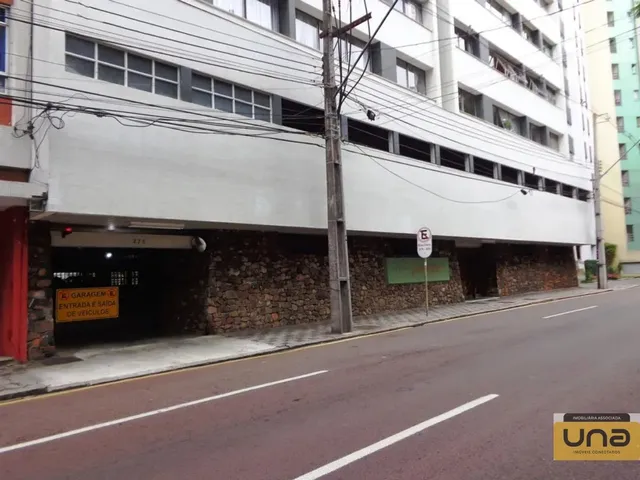Apartamento 3 quartos e 2 banheiros, à venda, no bairro CENTRO em Curitiba