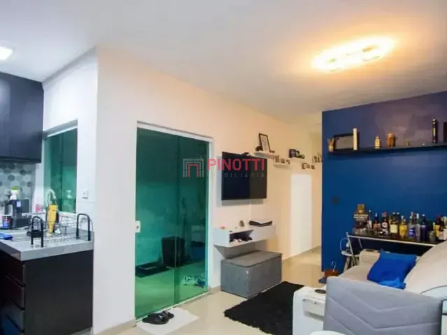 Apartamento 2 quartos e 2 banheiros, à venda, no bairro Vila Pires em Santo André