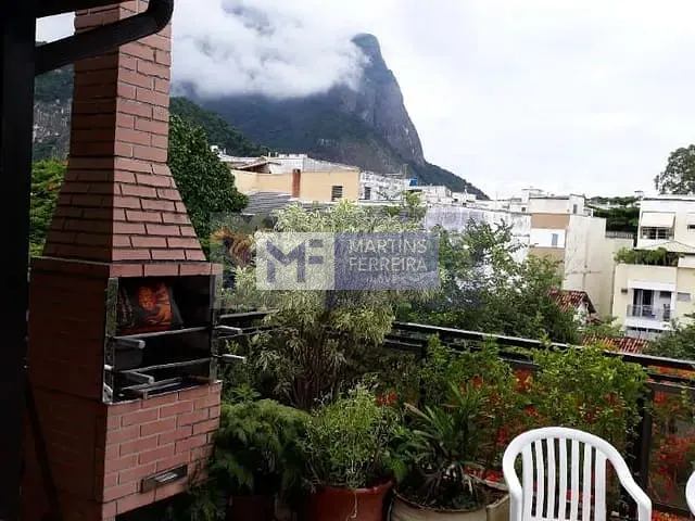 Cobertura / Penthouse com 350m² 4 quartos e 7 banheiros, à venda, no bairro Barra da Tijuca em RIO DE JANEIRO