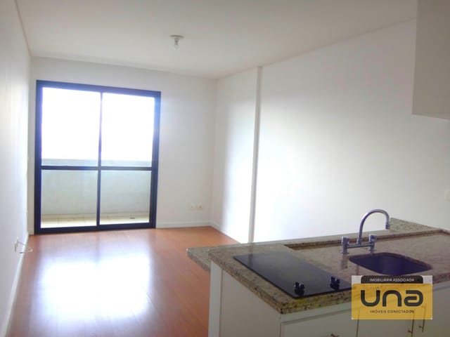 Apartamento 1 quarto e 1 banheiro, para alugar, no bairro BIGORRILHO em Curitiba