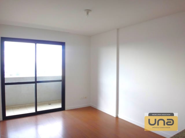 Apartamento 1 quarto e 1 banheiro, para alugar, no bairro BIGORRILHO em Curitiba