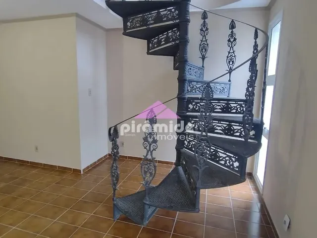 Apartamento com 331m² 3 quartos e 5 banheiros, para alugar, no bairro Martim de Sá em Caraguatatuba