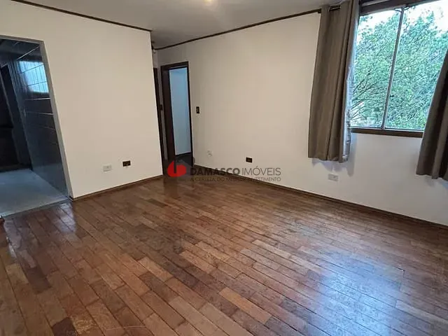 Apartamento 2 quartos e 1 banheiro, para alugar, no bairro São José em São Caetano do Sul