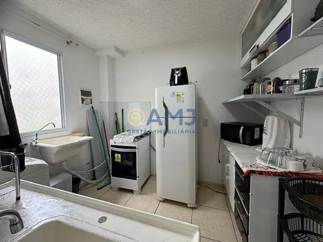 Apartamento 2 quartos e 1 banheiro, à venda, no bairro Jardim Belo Horizonte em Aparecida de Goiânia