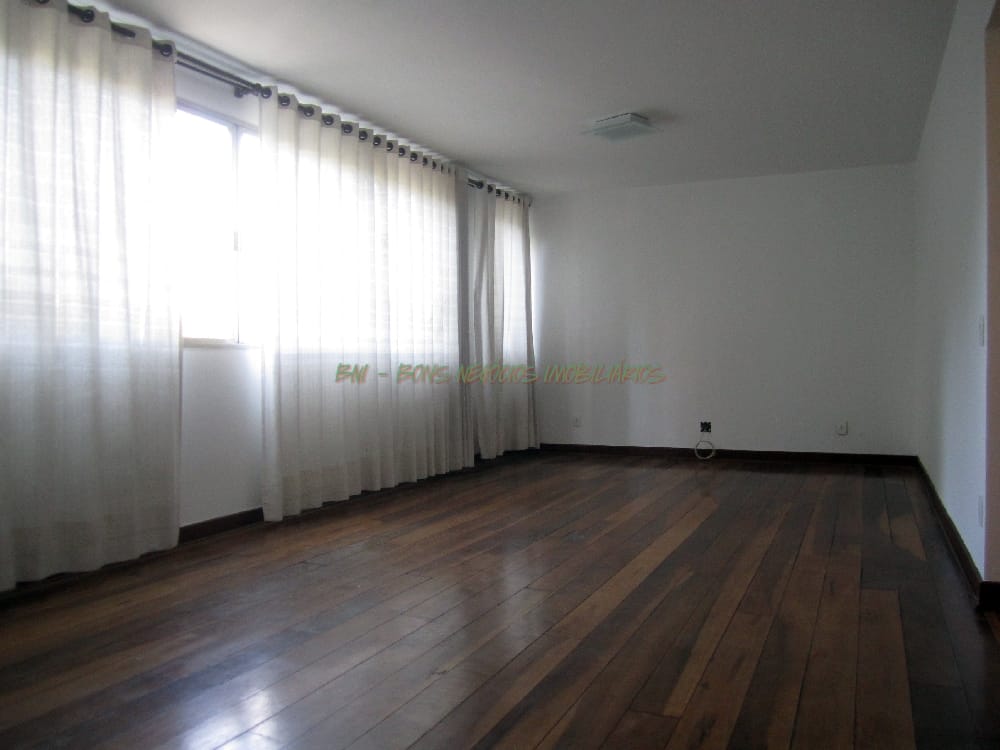 Apartamento, 3 quartos, 130 m² - Foto 1