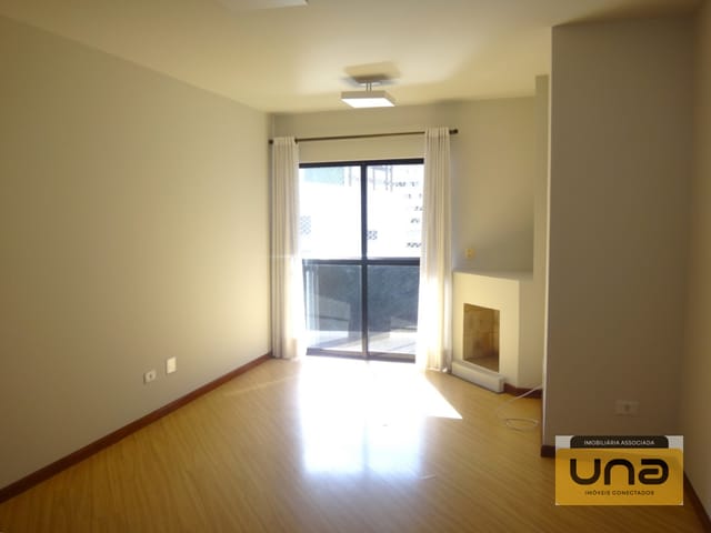 Apartamento 2 quartos e 1 banheiro, para alugar, no bairro BIGORRILHO em Curitiba